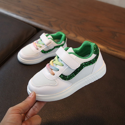 Tavaszi gyerek tornacipő lányoknak matricákkal és fényes részecskékkel három színben