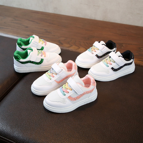 Tavaszi gyerek tornacipő lányoknak matricákkal és fényes részecskékkel három színben