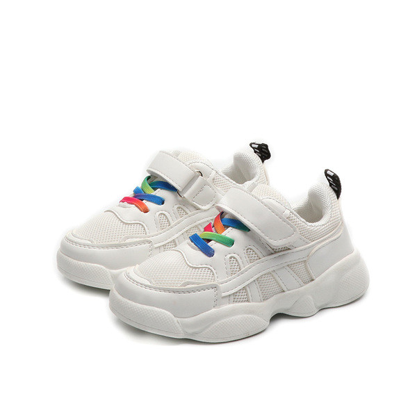 Érdekes, uniszex gyerek sportcipő színes fűzőkkel és magas talppal, három színben