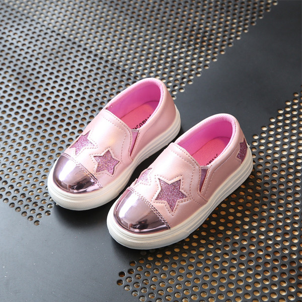 Mocasini moderni pentru fete pentru copii cu stele aplicate si particule stralucitoare in gri si roz