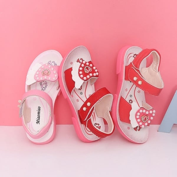 Καθημερινά παιδικά σανδάλια για κορίτσια με μαργαριτάρια σε τρία χρώματα