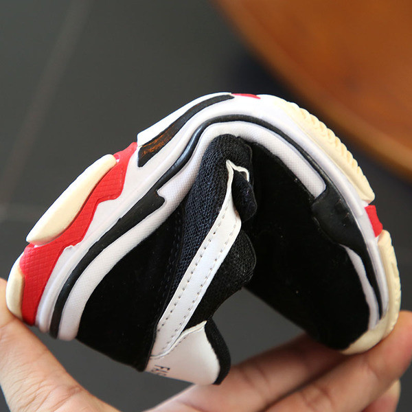 Αθλητικά παιδικά πάνινα παπούτσια για αγόρια και κορίτσια με ψηλά πέλματα σε τρία χρώματα