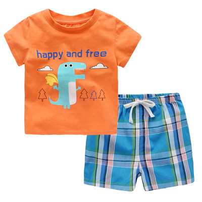 Két részből álló sport- és hétköznapi szett - kockás nadrág és póló különféle alkalmazásokkal