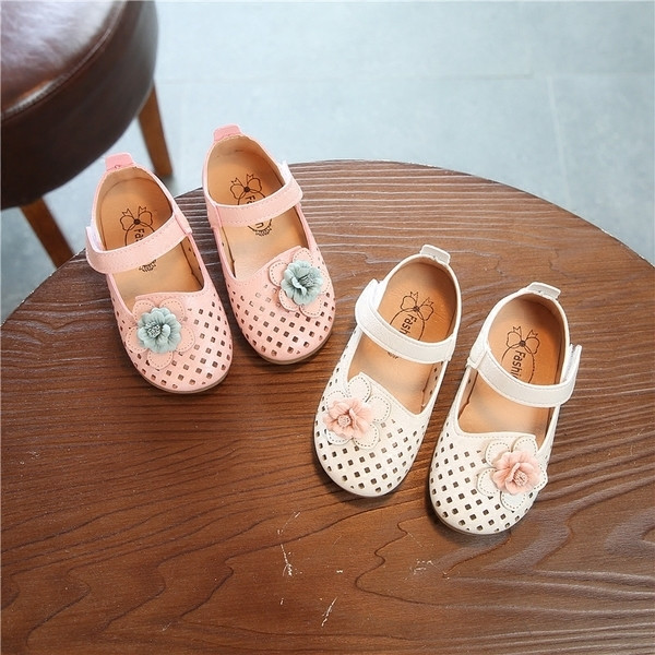 Καθημερινά παιδικά σανδάλια floral μοτίβο κλειστό μοτίβο σε δύο χρώματα