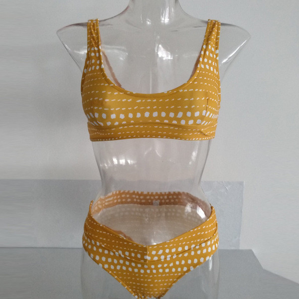 Női kétrészes Nan öltöny egyszerű mintával, mintával