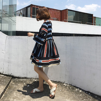 Lezser nyári női ruha szabad csíkos mintával