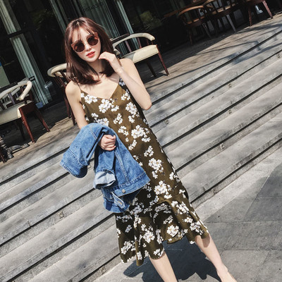 Γυναικείο αθλητικό φόραμα  με μακριά μανίκια με λεπτές λουρίδες με floral print