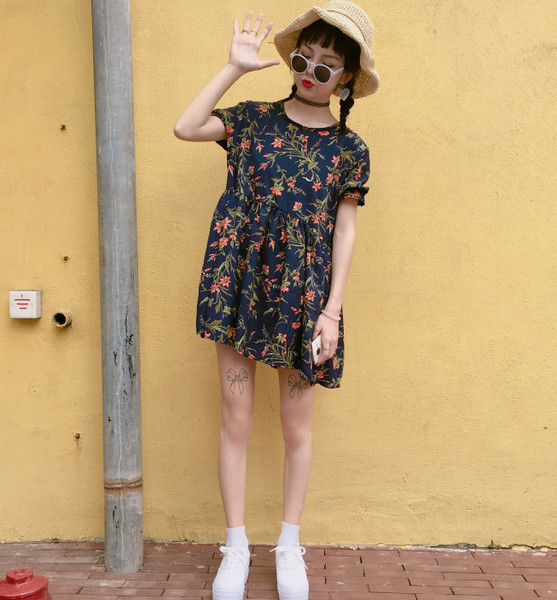 Περιστασιακό καλοκαιρινό γυναικείο φόρεμα με μανίκια 3/4 με floral print