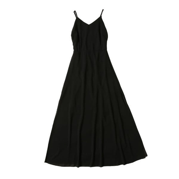 Hosszú női ruha szabad modellben, fekete színben, hasítékkal