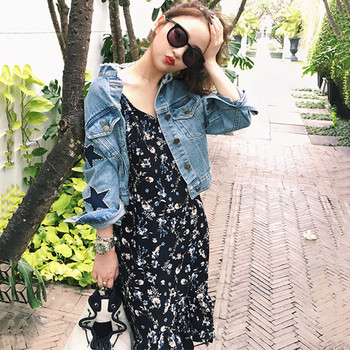 Lezser nyári női ruha virágos motívumokkal