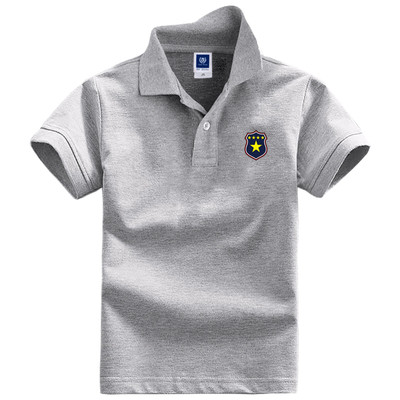 Nyári alkalmi póló fiúknak gallérral és mintával, különböző színekben