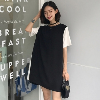 Απαλό γυναικείο φόρεμα μικρού ύφους