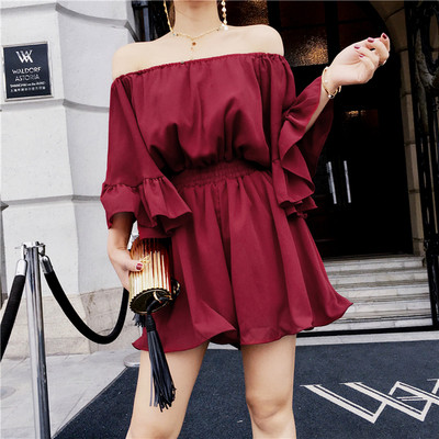 Κομψό γυναικέιο φόρεμα  σε ευρύ μοτίβο