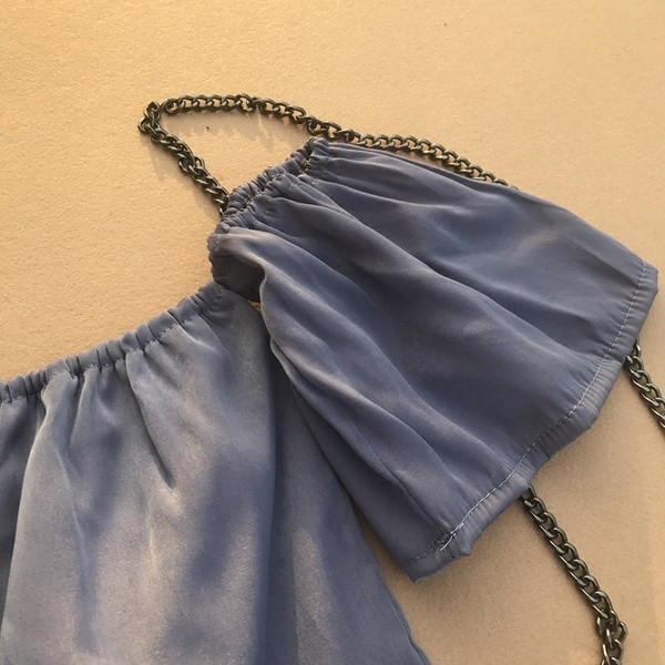 Egyszerű női rövid overall kék, fehér és fekete színekben