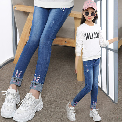 Blugi casual pentru copii in diferite modele cu buzunare