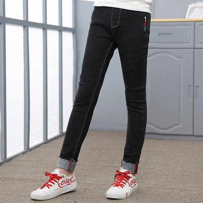 Blugi casual pentru copii in diferite modele cu buzunare