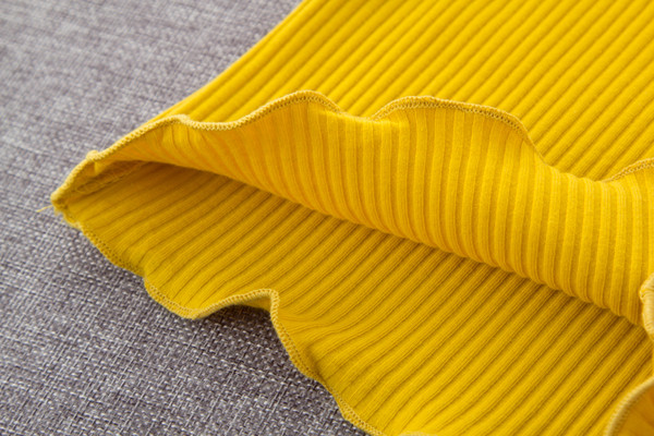 Παιδικό T-shirt για κορίτσια με μακριά μανίκια σε φωτεινά χρώματα με διαφορετικές εκτυπώσεις