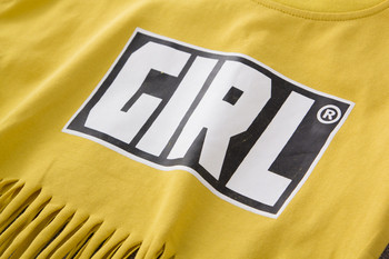 Παιδική μπλούζα με μακρύ μανίκι για κορίτσια με επιγραφή και κρόσσια