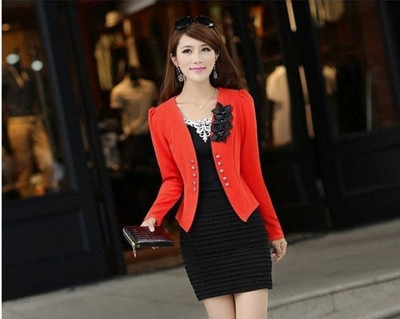 Κομψό γυναικείο σακάκι με κορδέλα στην πλάτη σε δύο σχέδια