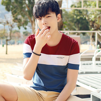 Ανδρικό μπλουζάκι με κοντό μανίκι σε δύο μοντέλα και σε διαφορετικά χρώματα