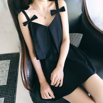 Κομψό μαύρο γυναικείο φόρεμακατάλληλο για τη καθημερινή ζωή