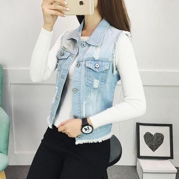 Ежедневен дамски дънков елек в няколко модела 