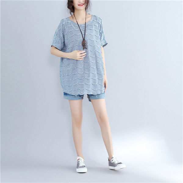 Γυναικεία φαρδιά μπλούζα με ανοιχτό λαιμό και μανίκι 3/4