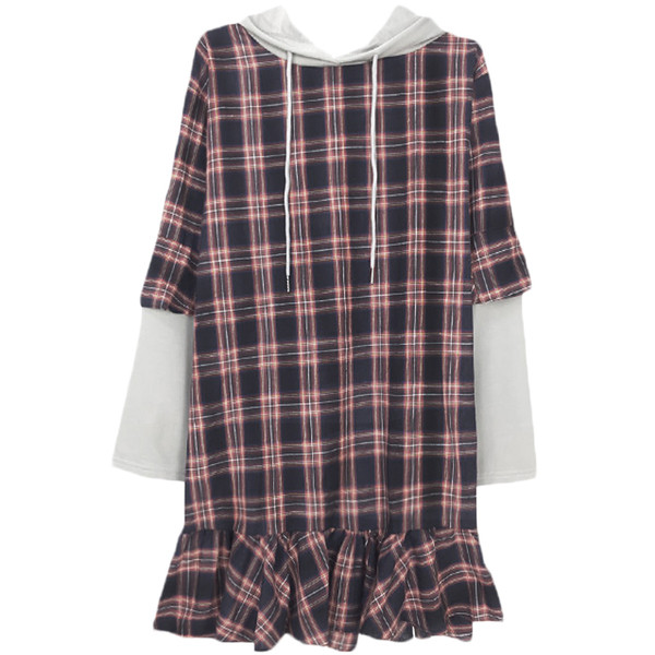 Αθλητικό γυναικείο φόρεμα σε ευρύ μοντέλομε μακριά μανίκια και κουκούλα