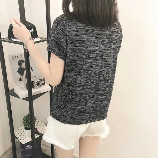 Κοντομάνικο γυναικείο μπλουζάκι για το καλοκαίρι