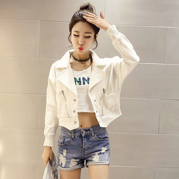 Семпло дамско пролетно яке с асиметрична дължина 