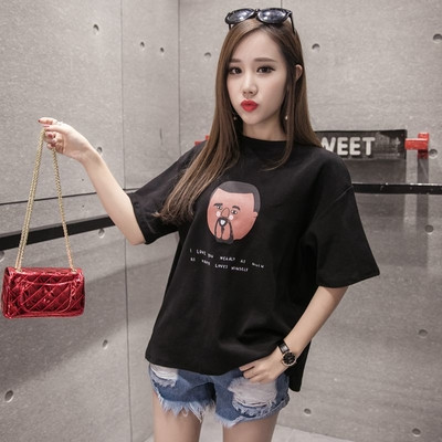 Γυναικείο μπλουζάκι σε διάφορα χρώματα και μοτίβα