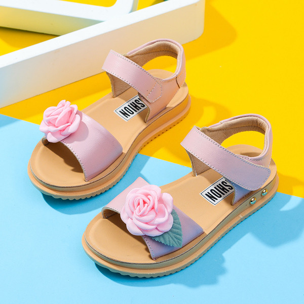 Κομψά παιδικά σανδάλια με floral μοτίβο για κορίτσια σε δύο χρώματα