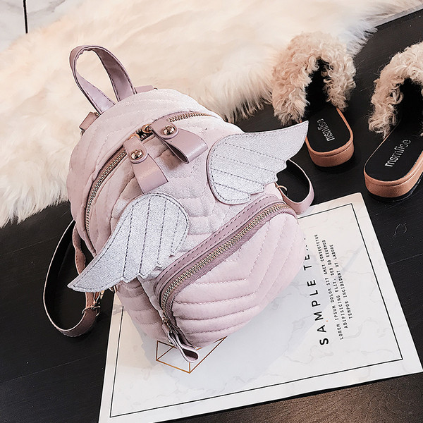 Mini rucsac elegant de dama din catifea cu decor 3D aripi, in diferite culori