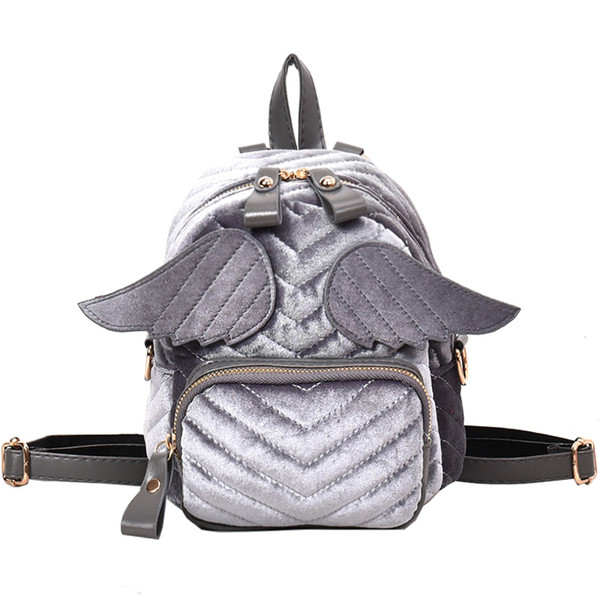 Mini rucsac elegant de dama din catifea cu decor 3D aripi, in diferite culori