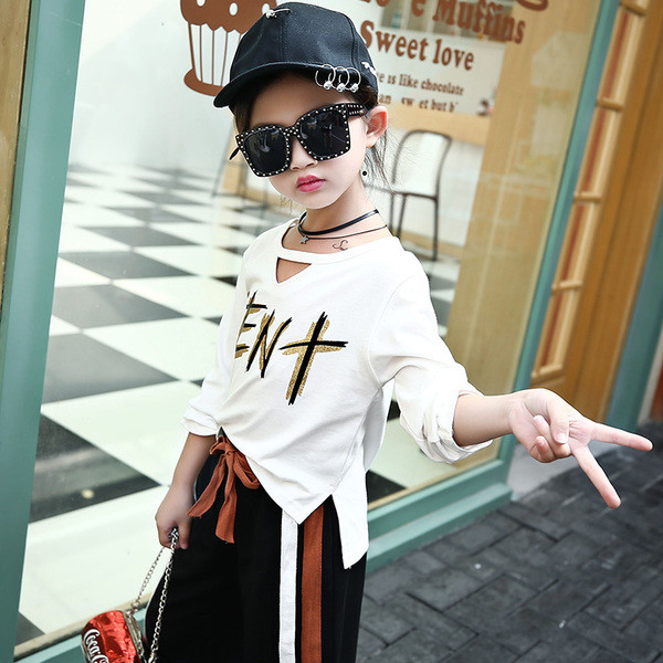 Σύγχρονη παιδικήμπλούζα για κορίτσια σε δύο χρώματα με επιγραφή