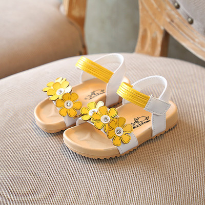 Καθημερινά παιδικά σανδάλια με floral μοτίβο για κορίτσια σε τρία χρώματα