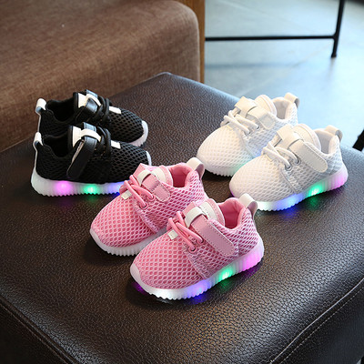 Παιδικά αθλητικά παπούτσια Unisex με υψηλή και φωτεινή σόλα σε τρία χρώματα