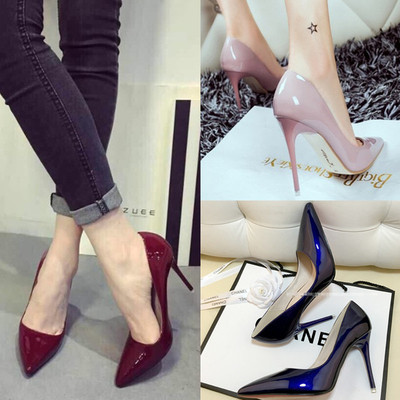 Стилни дамски лачени заострени обувки на висок и тънък ток в много и различни цветове 