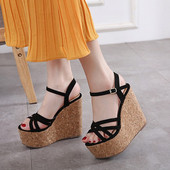 Modern lezser női platformszandál három színben