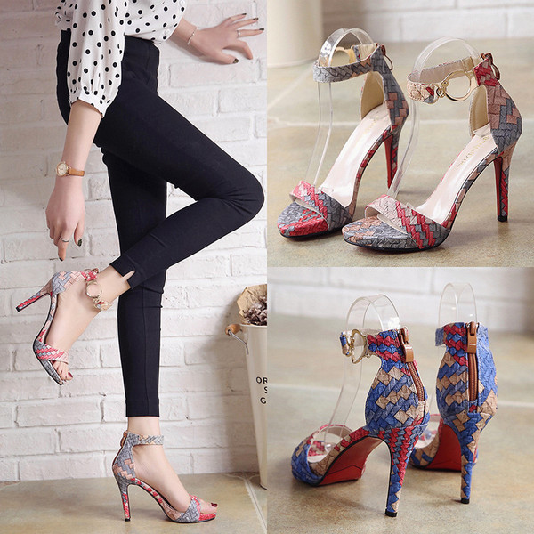 Sandale de damă elegante cu toc, cu motiv colorat în două culori