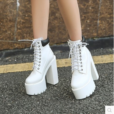 Ghete de dama moderne cu toc inalt si talpa inalta cu sireturi in trei culori