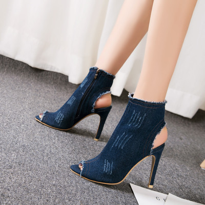 Καλοκαιρινές γυναικείες μπότες  σε δύο χρώματα