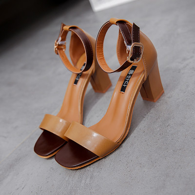 Γυναικεία κομψά σανδάλια κατάλληλα για τη καθημερινή ζωή με  παχύ τακούνι σε δύο χρώματα