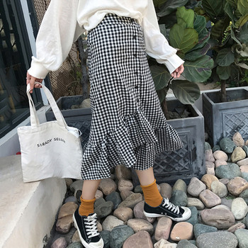 Σπορ - καθημερινή  γυναικεία φούστα κάτω από το γόνατο