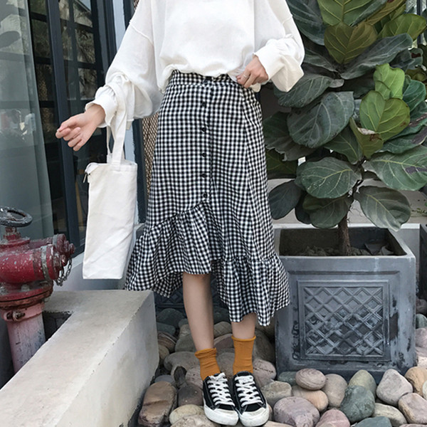 Σπορ - καθημερινή  γυναικεία φούστα κάτω από το γόνατο