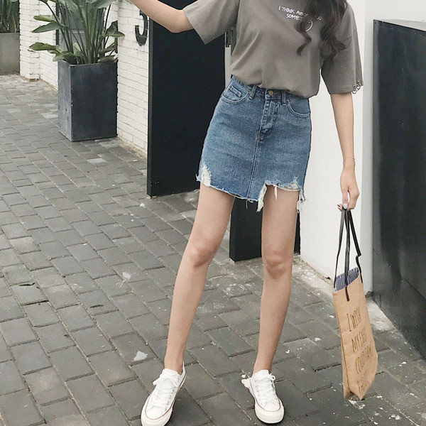 Stílusos lezser női farmerszoknya, magas derékkal, két színben