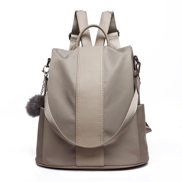 Stílusos női hátizsák vállpánttal