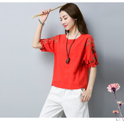 Καθημερινή  μπλούζα με 3/4 μανίκια και κέντημα σε τρία χρώματα