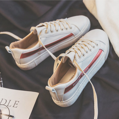 Alkalmi női tornacipő lapos talppal, három színben