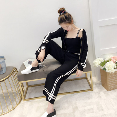 Γυναικεία αθλητικά σετ ελεύθερο στυλ σε τρία μέρη-top, μπλούζα και παντελόνι σε δύο χρώματα